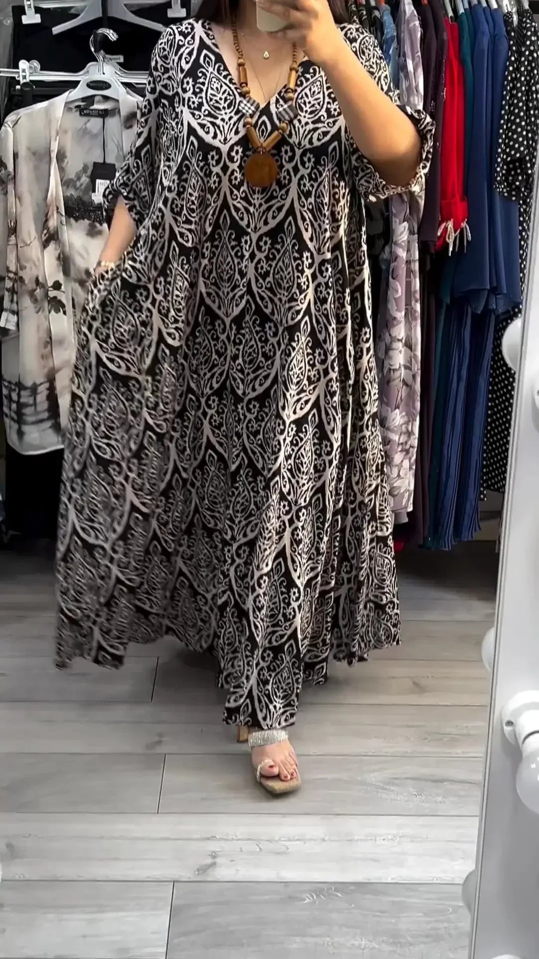 👗Modna sukienka z nadrukiem plus size